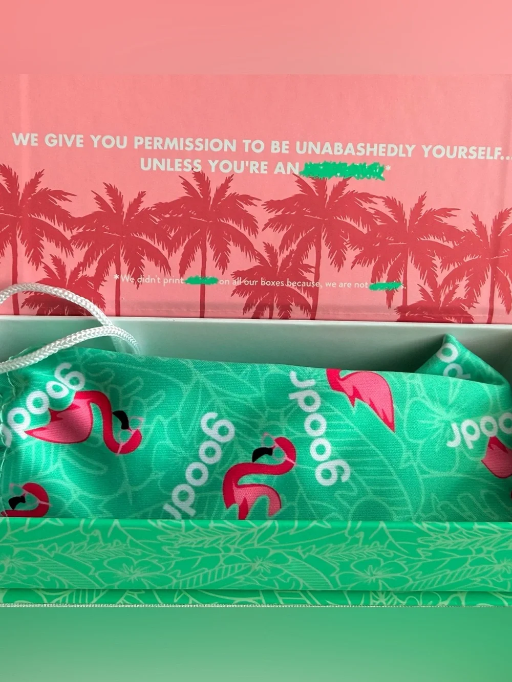 goodr Sand Trap Queen Runway Polarized Sunglasses Pink NIB
